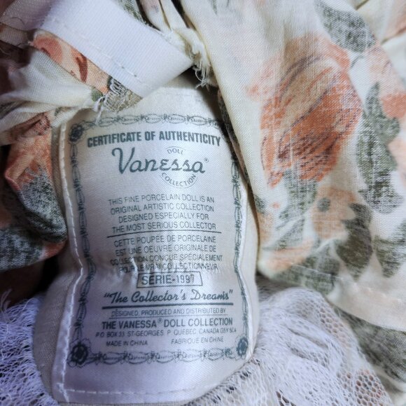 Vanessa Special Edition Fine Porcelain Doll Serie-2007 Dark Skin Eyes & Hair 16" - Picture 12 of 15